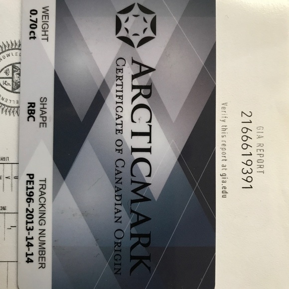 Canadian Diamond Ring - Picture 3 of 5